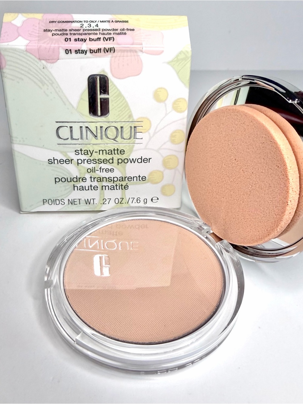 Clinique Stay-Matte Sheer Pressed Powder 01 STAY BUFF